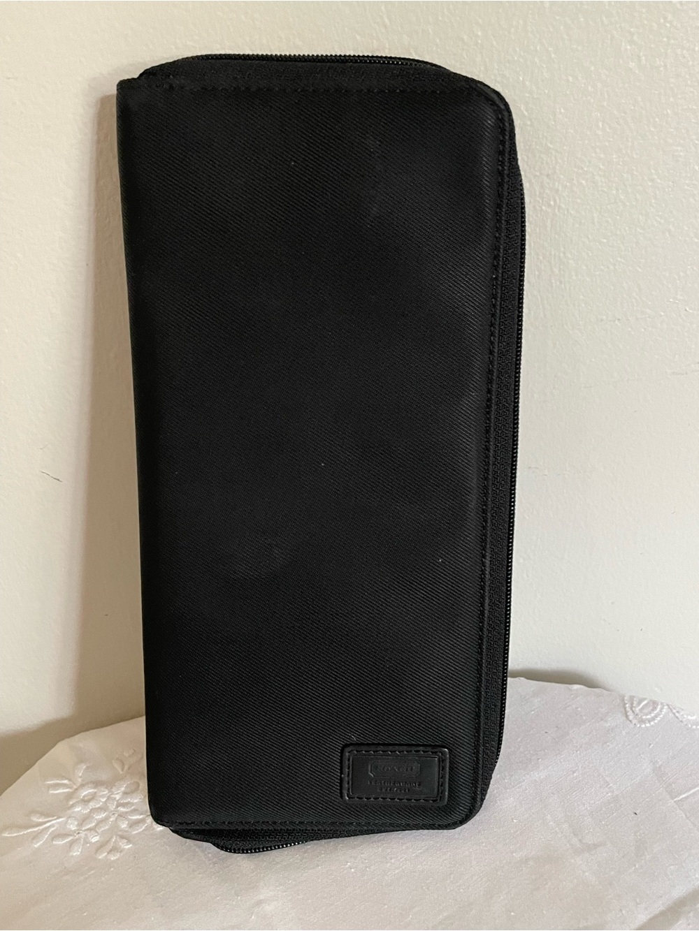 Vtg Coach Black Nylon Canvas Zip Around Travel Wallet Passport Holder Organizer